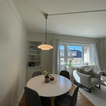 2 Bedroom For Rent Κρίστιανσαντ